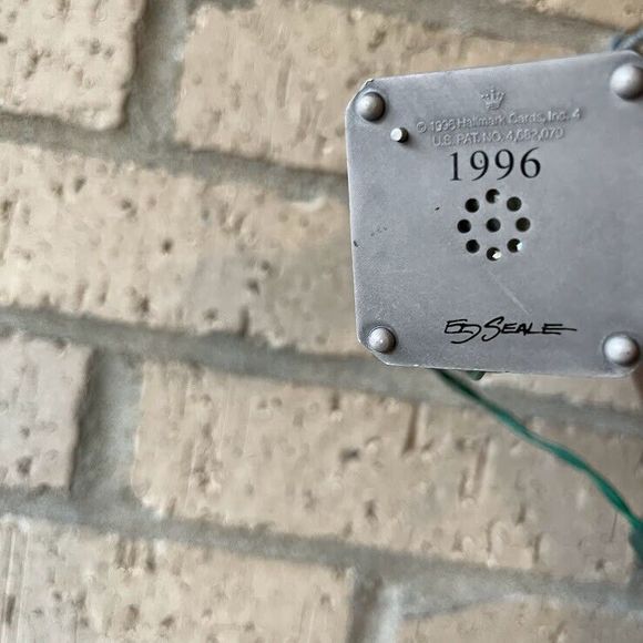 Hallmark Holiday 996 Hallmark The Statue Of Liberty Music And Light